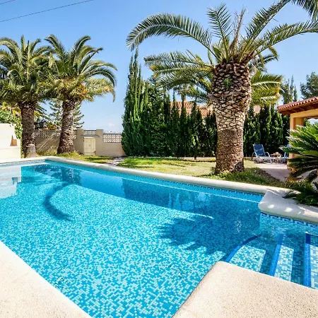 Villa Alegraa *
